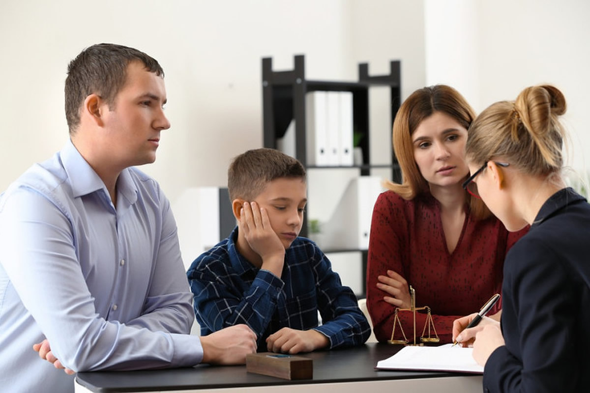 How to Find the Right Family Law Attorney in California